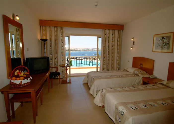 Üdülőközpont Eden Rock Namaa Bay 3*